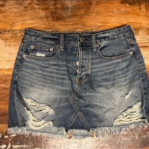 American Eagle Outfitters. Denim skirt.